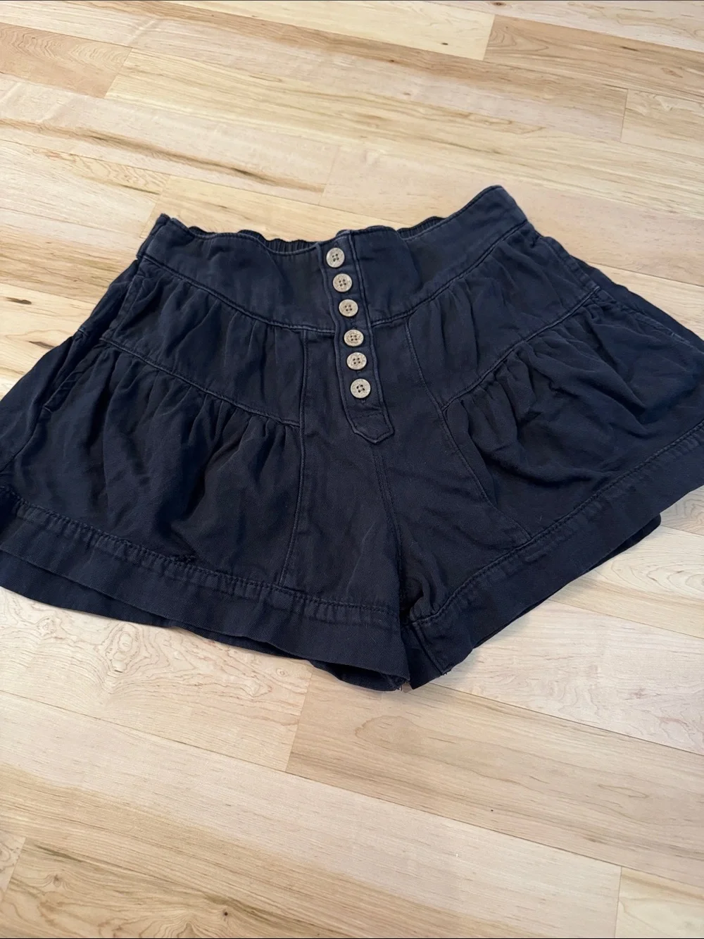 Free People Fleur denim shorts-Tiered-100% Cotton-Black-Boho-XS
